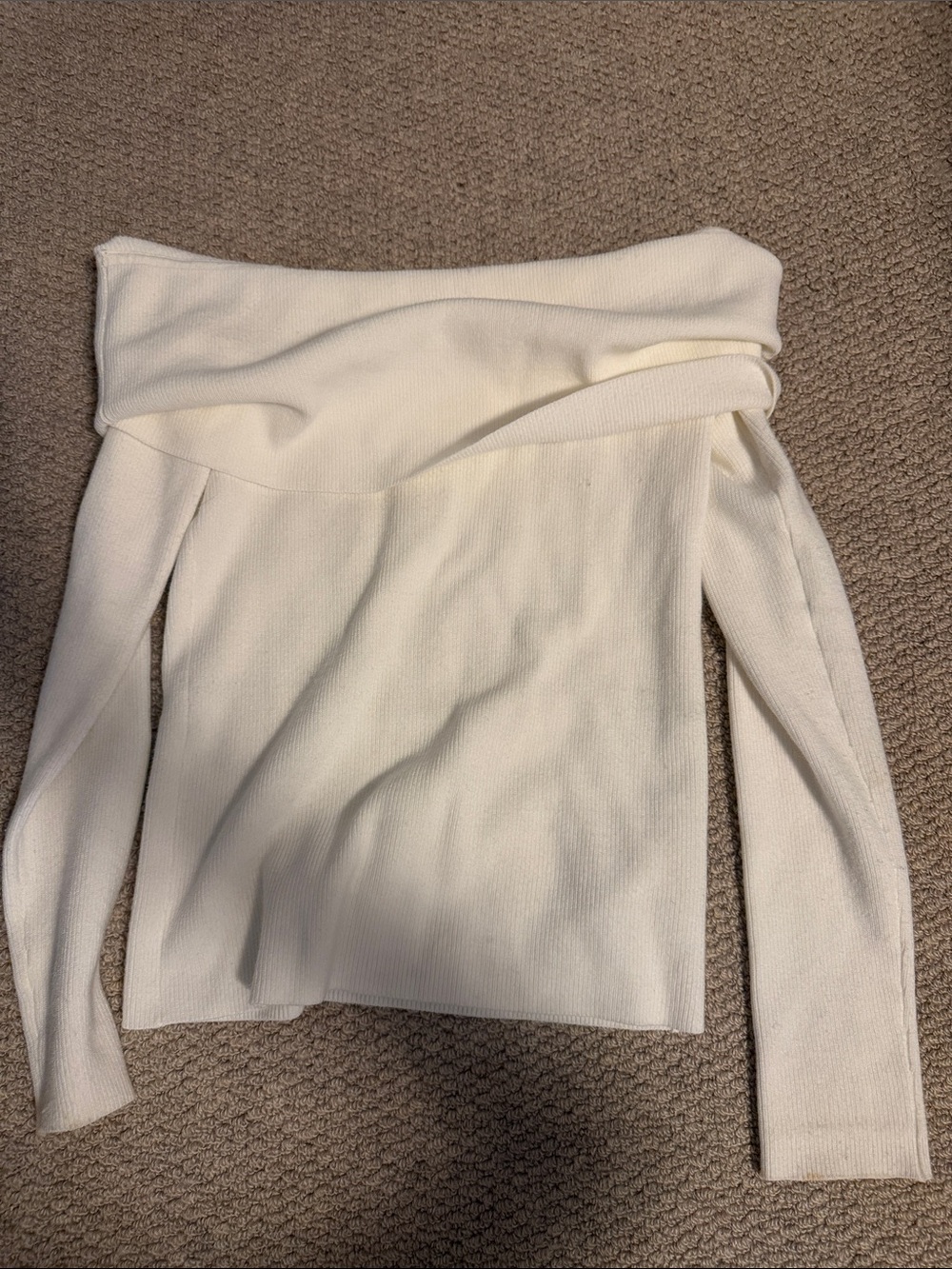 Wilfred Off-the-Shoulder Cream Ribbed Knit Sweater